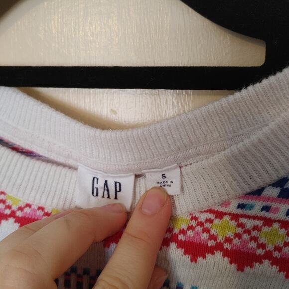 Gap Size Small S Winter Sweater Striped Pink Geometric Long Sleeve Christmas - Picture 7 of 9